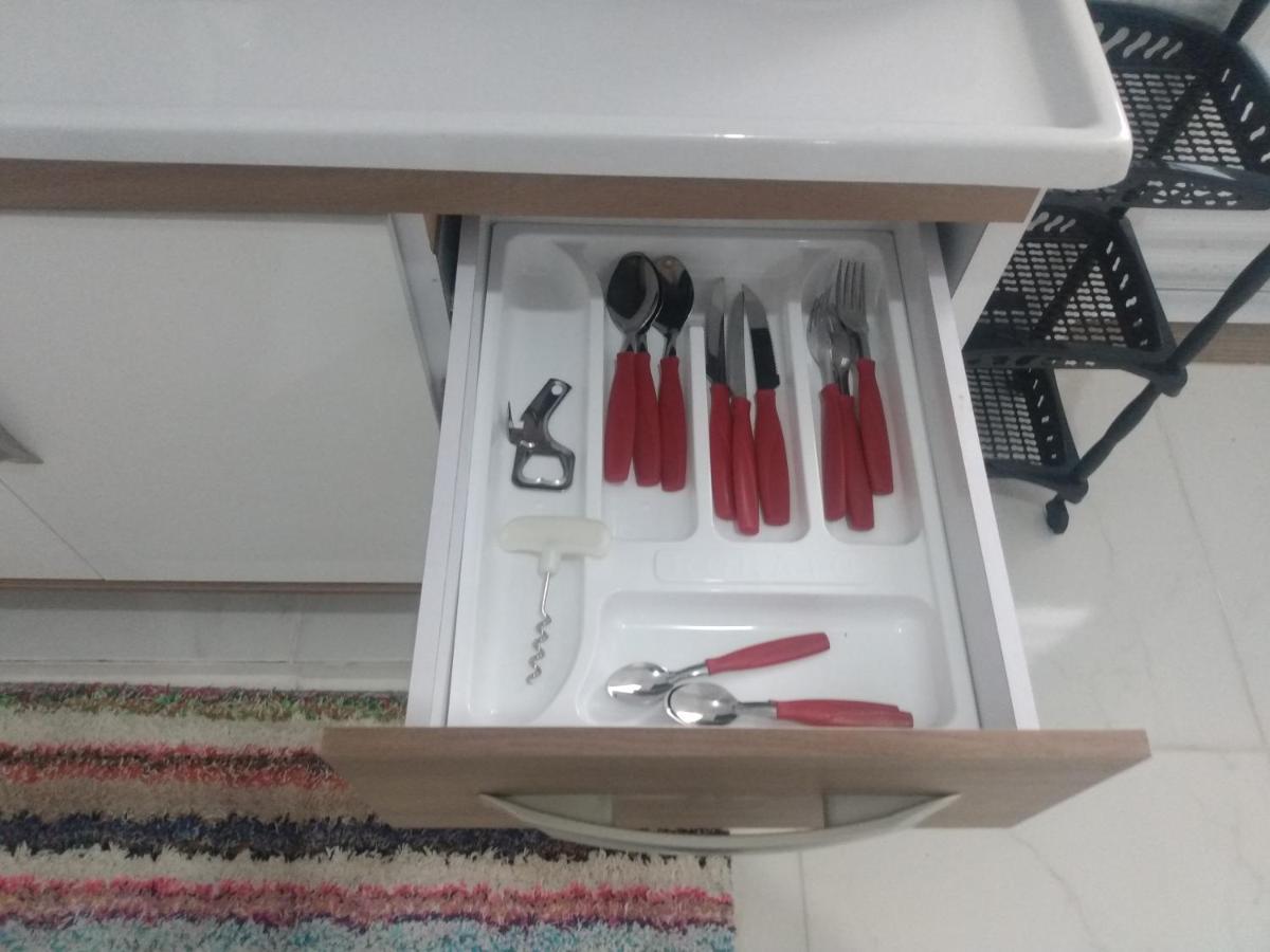 핀다모냥가바 Loft4 Completo Ar Canais Assinat Garagem Internet Prox Aparecida E Industrias 아파트 외부 사진