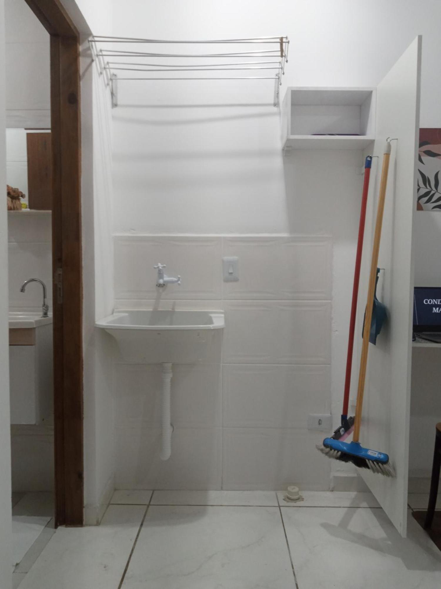 핀다모냥가바 Loft4 Completo Ar Canais Assinat Garagem Internet Prox Aparecida E Industrias 아파트 외부 사진